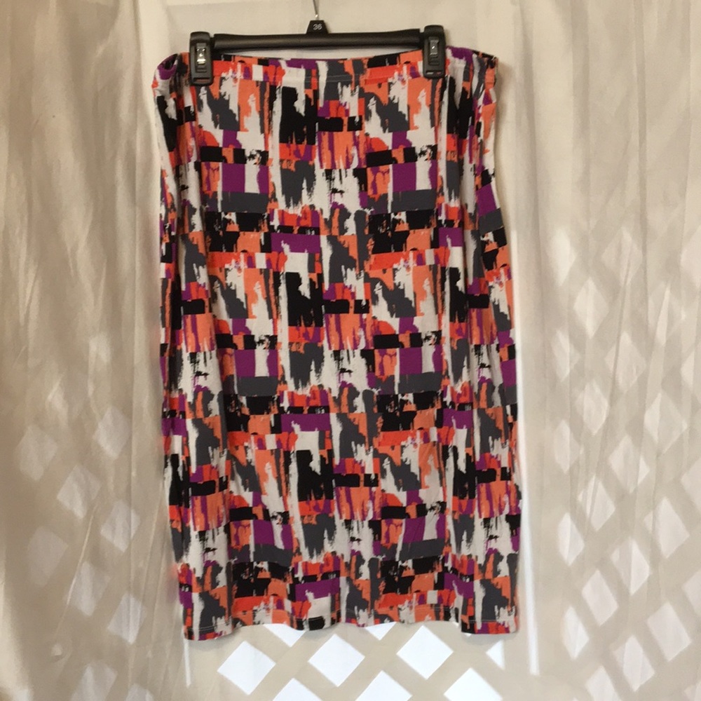 T-shirt material skirt.